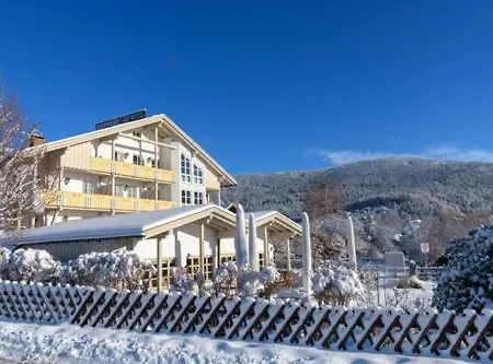 Kurpark 3* בודנמאיס